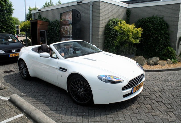 Aston Martin V8 Vantage Roadster