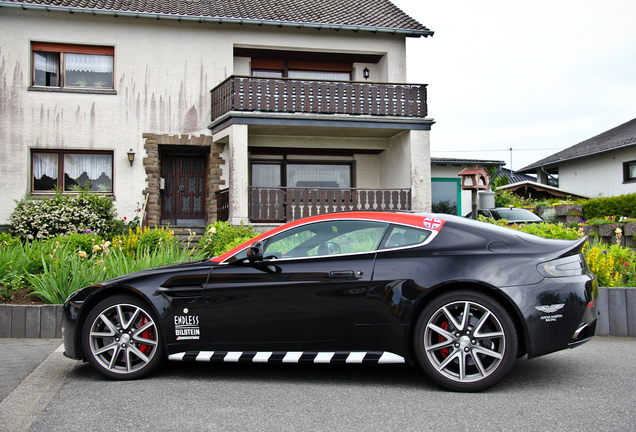 Aston Martin V8 Vantage S