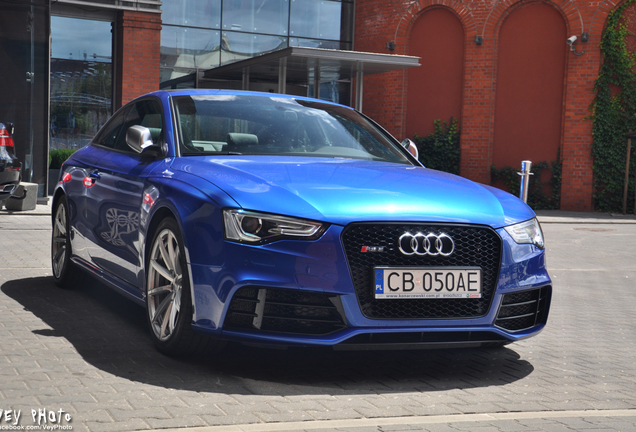 Audi RS5 B8 2012