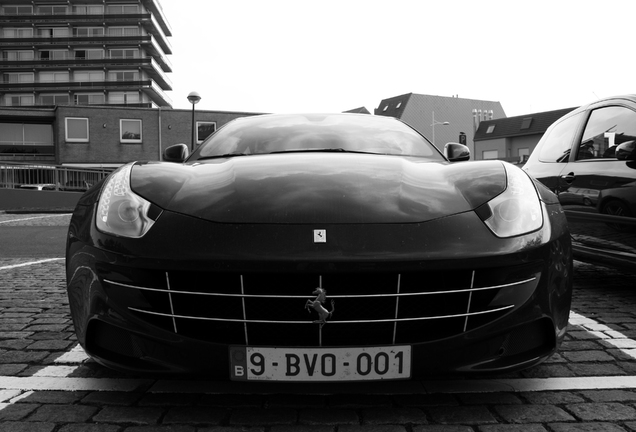 Ferrari FF