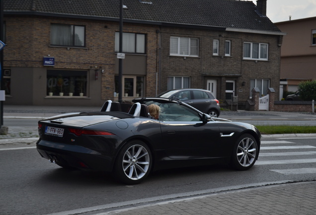 Jaguar F-TYPE S Convertible