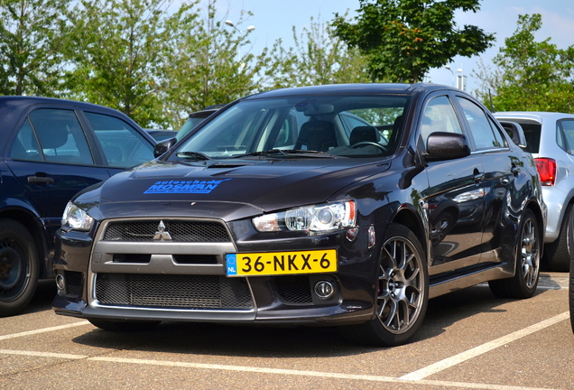 Mitsubishi Lancer Evolution X MR