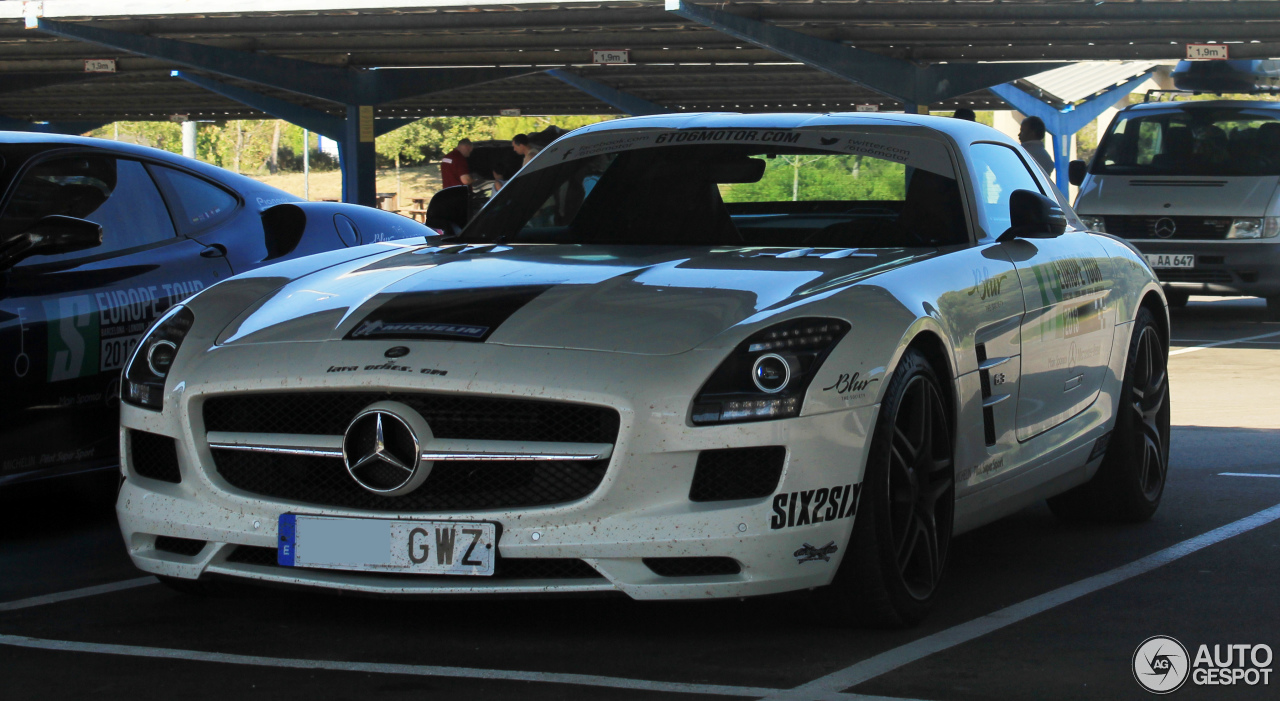 Mercedes-Benz SLS AMG