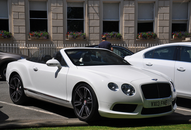 Bentley Continental GTC V8