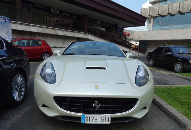 Ferrari California