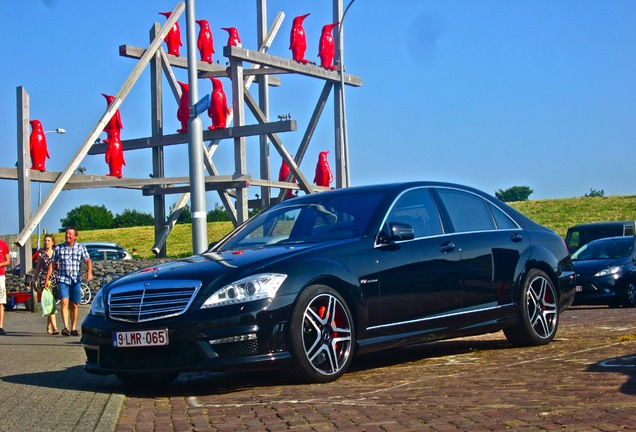 Mercedes-Benz S 65 AMG V221 2010