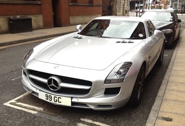 Mercedes-Benz SLS AMG