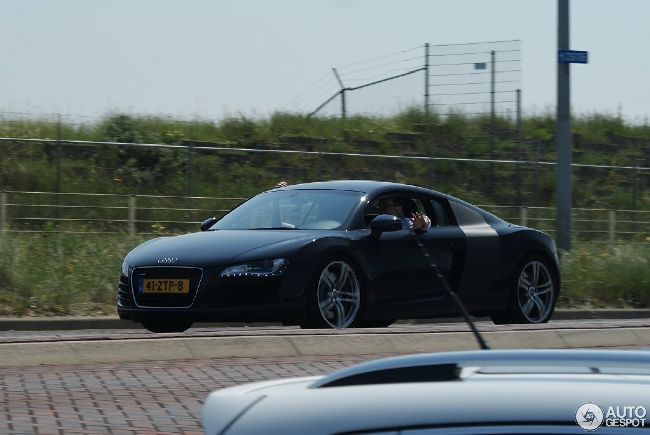 Audi R8