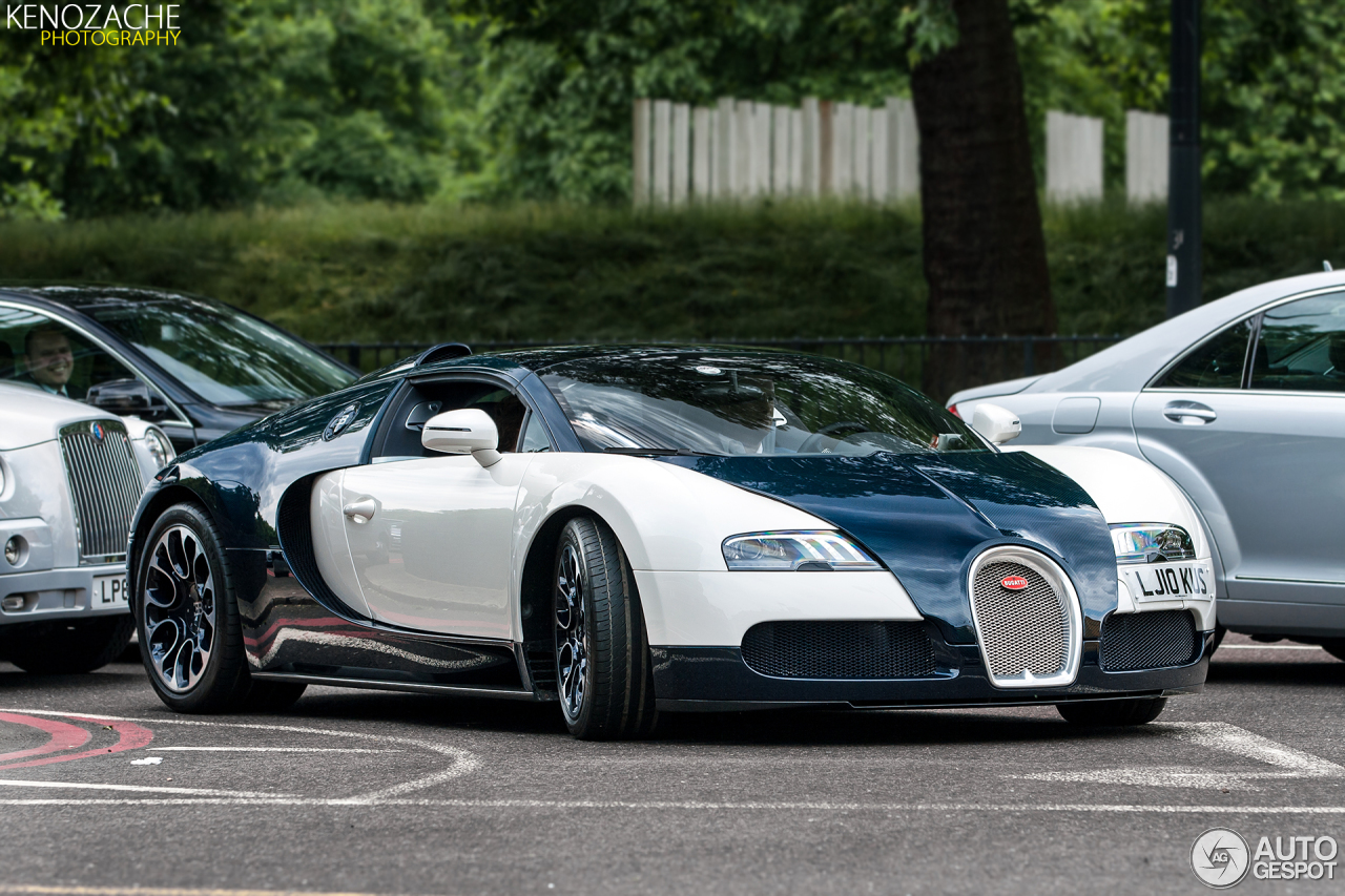 Bugatti Veyron 16.4 Grand Sport Blue Carbon