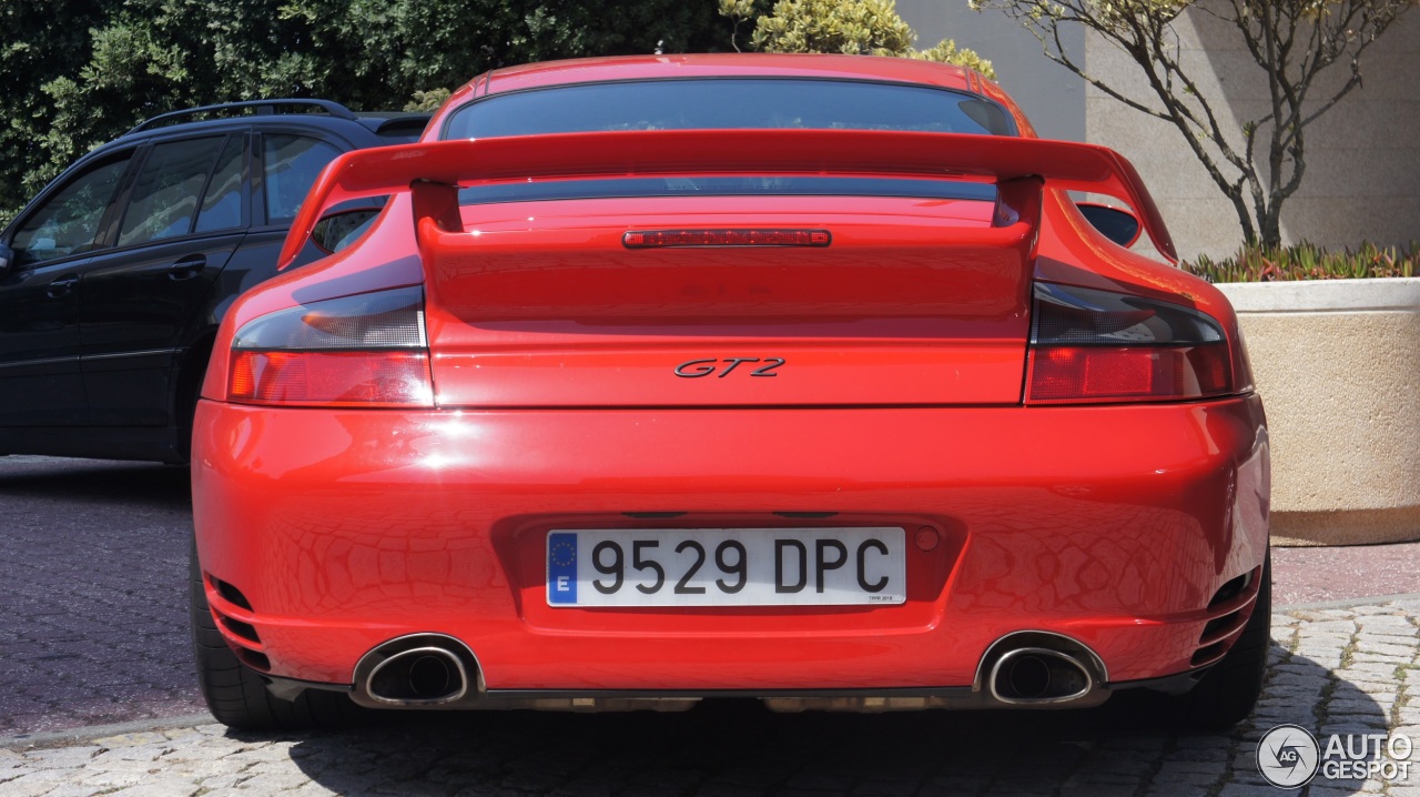 Porsche 996 GT2