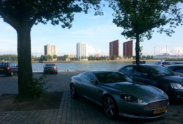 Aston Martin DB9