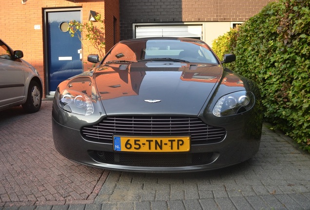 Aston Martin V8 Vantage