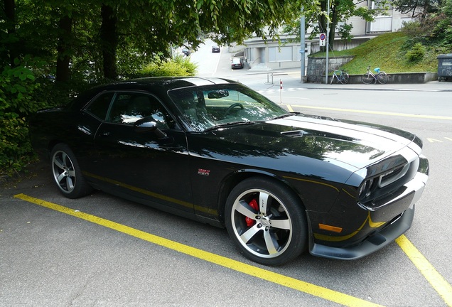 Dodge Challenger SRT-8 392