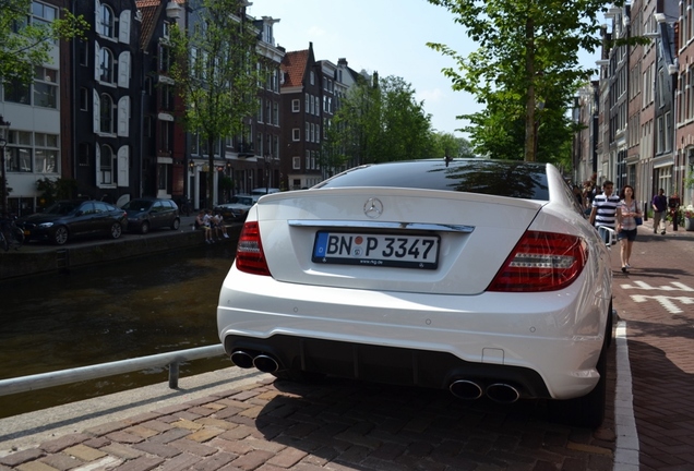 Mercedes-Benz C 63 AMG Coupé