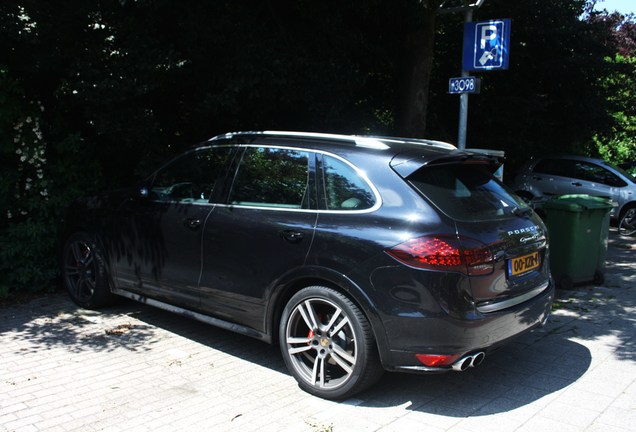 Porsche 958 Cayenne GTS