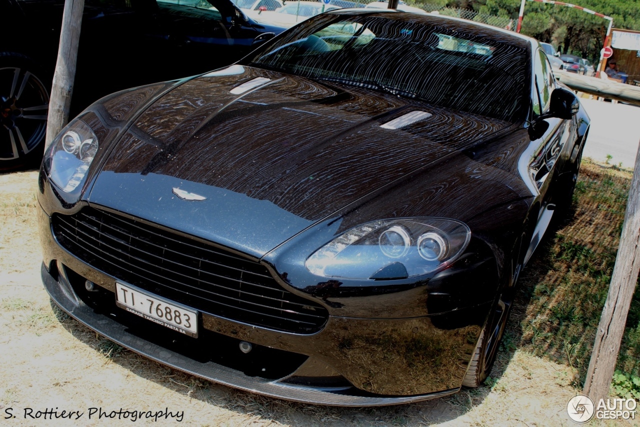 Aston Martin V8 Vantage S