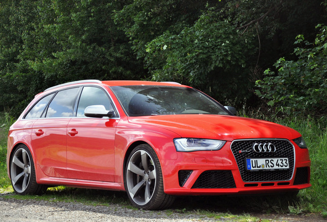 Audi RS4 Avant B8