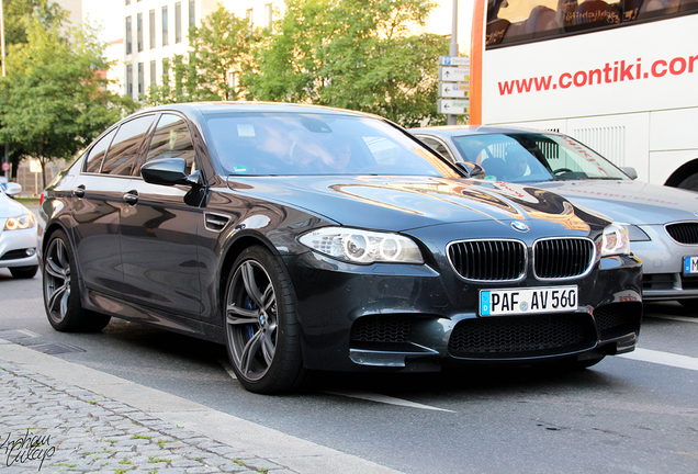 BMW M5 F10 2011