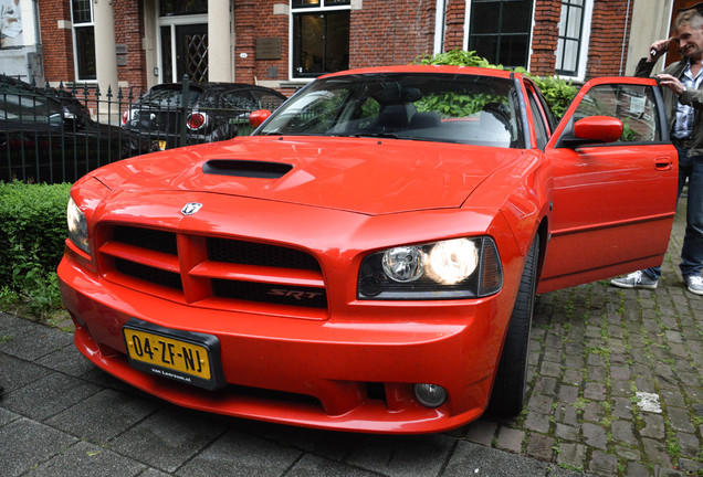 Dodge Charger SRT-8