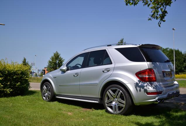 Mercedes-Benz ML 63 AMG W164 2009