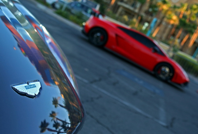 Aston Martin V8 Vantage Roadster