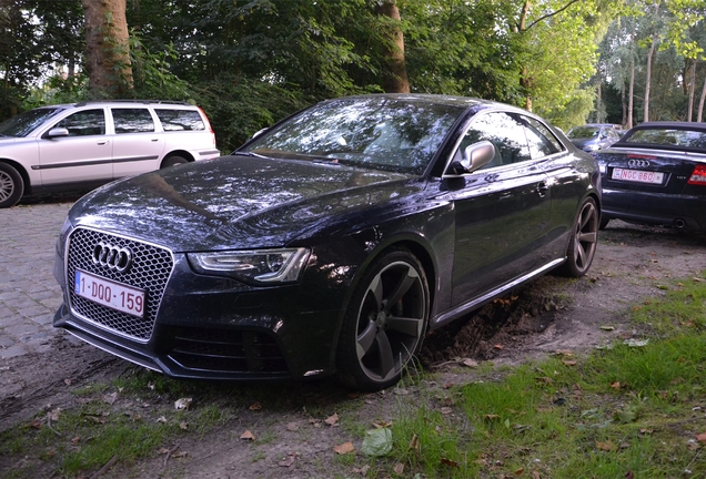 Audi RS5 B8 2012