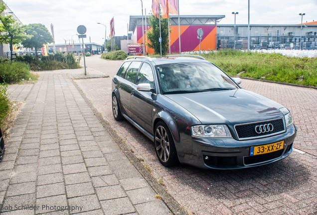 Audi RS6 Avant C5