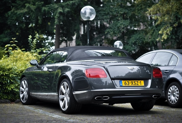 Bentley Continental GTC V8