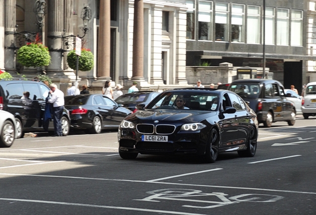 BMW M5 F10 2011