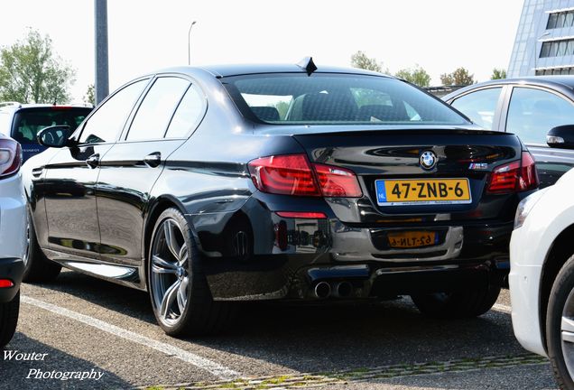 BMW M5 F10 2011