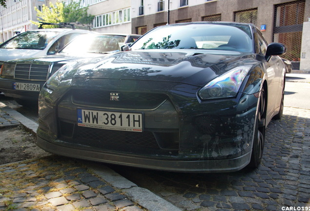 Nissan GT-R