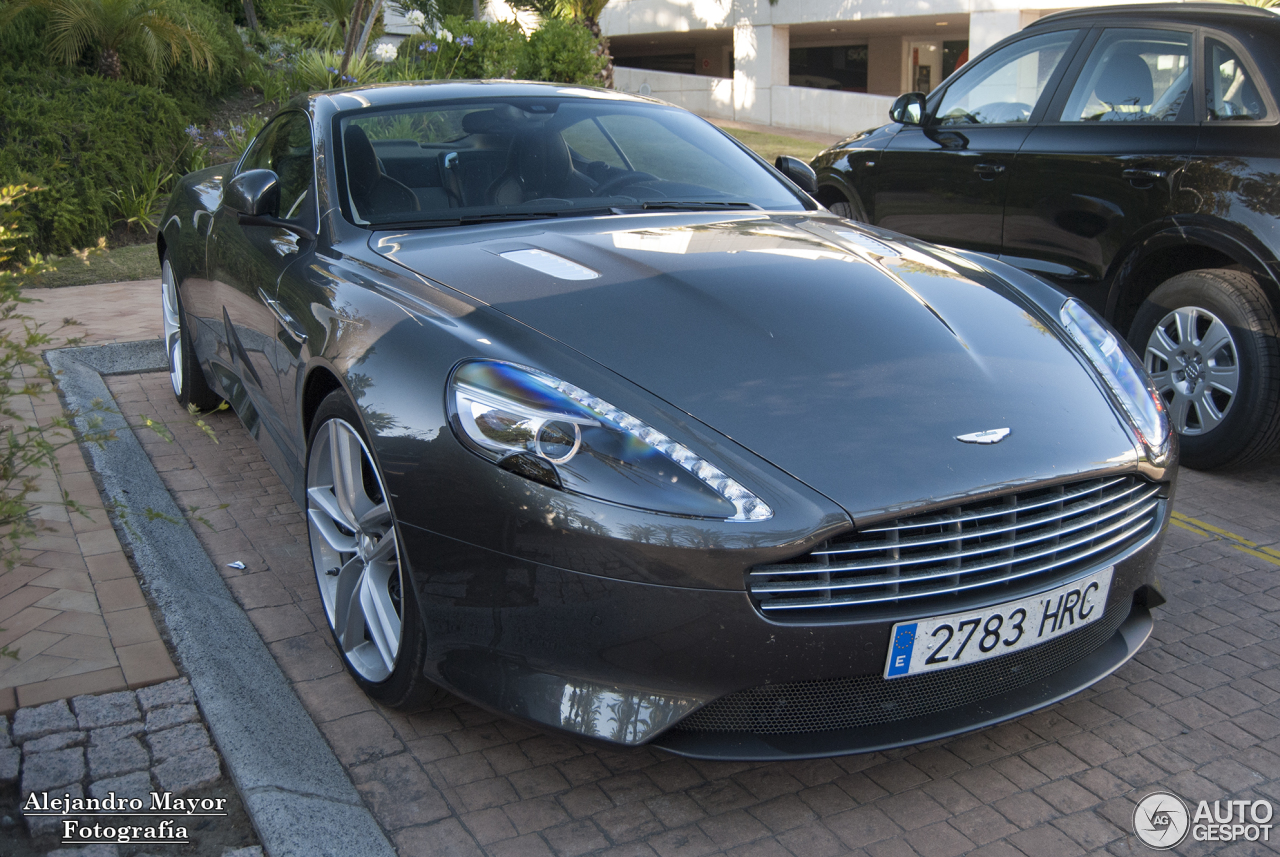 Aston Martin DB9 2013