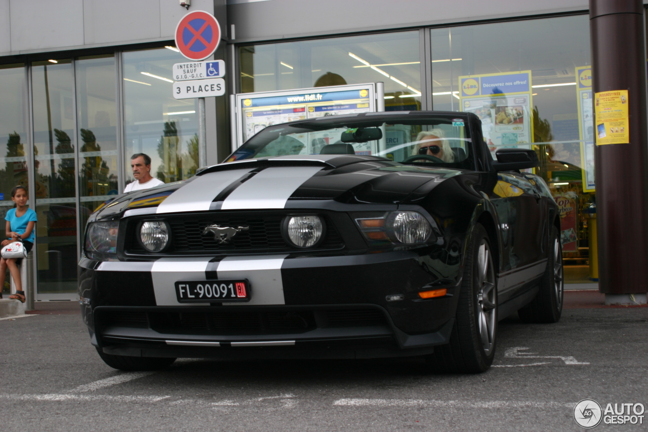 Ford Mustang GT Convertible 2011