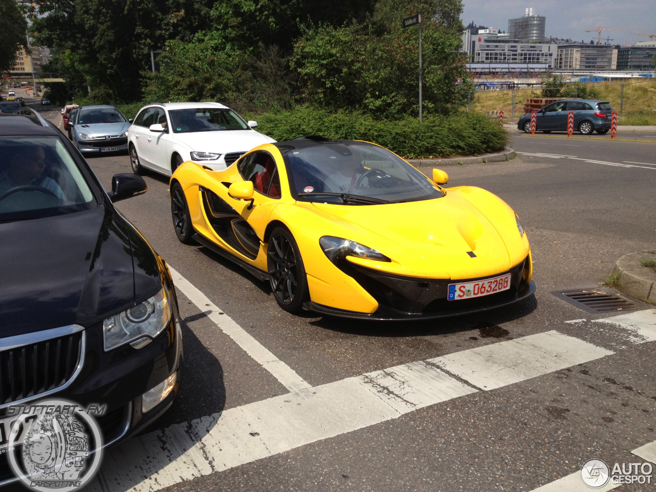 McLaren P1