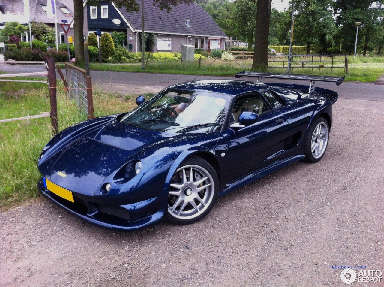 Noble M12 GTO-3