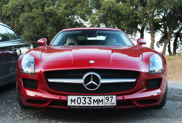 Mercedes-Benz SLS AMG Roadster