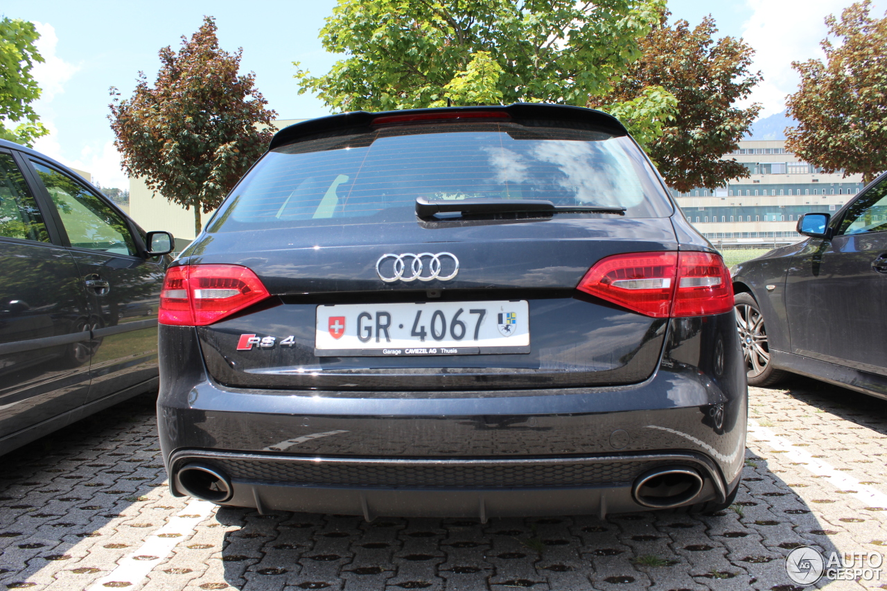 Audi RS4 Avant B8