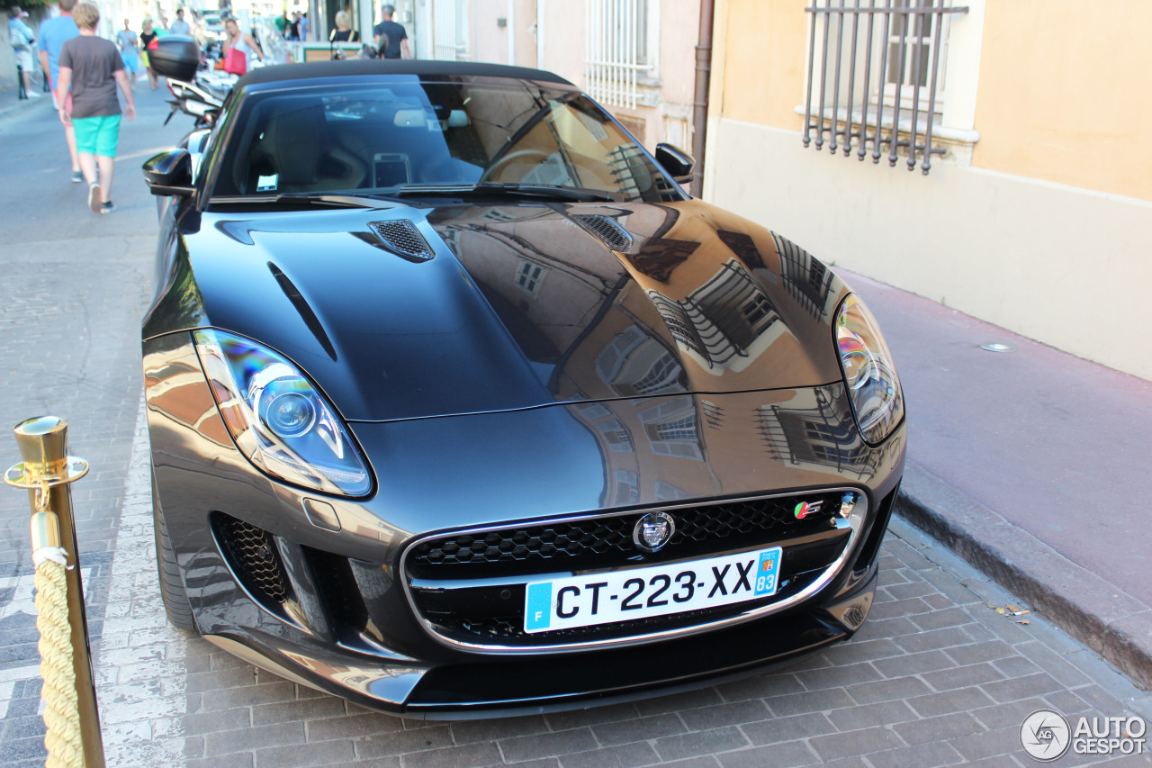 Jaguar F-TYPE S Convertible