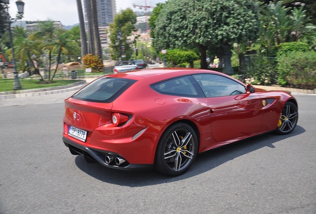 Ferrari FF