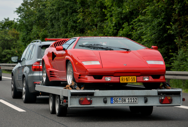 Lamborghini Countach 25th Anniversary