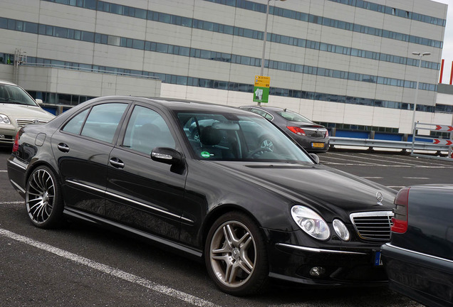 Mercedes-Benz E 55 AMG