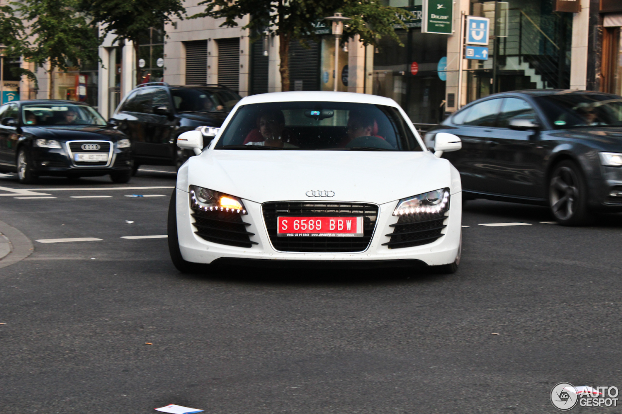 Audi R8