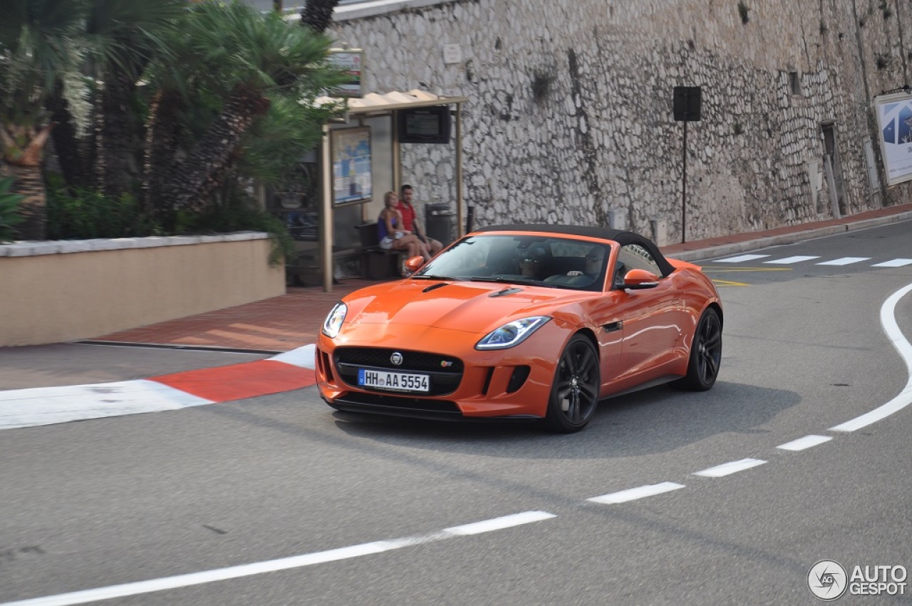 Jaguar F-TYPE S V8 Convertible