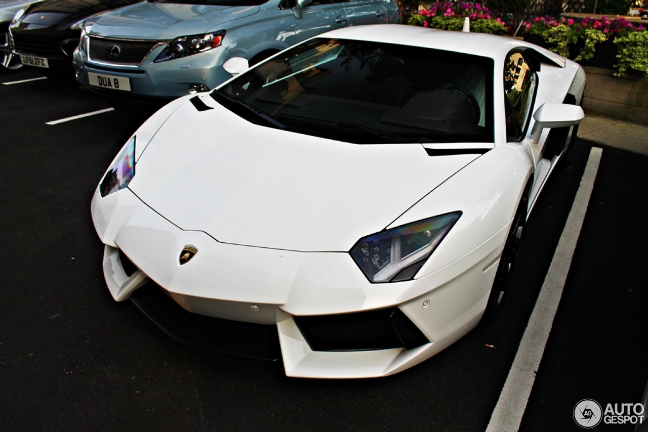 Lamborghini Aventador LP700-4