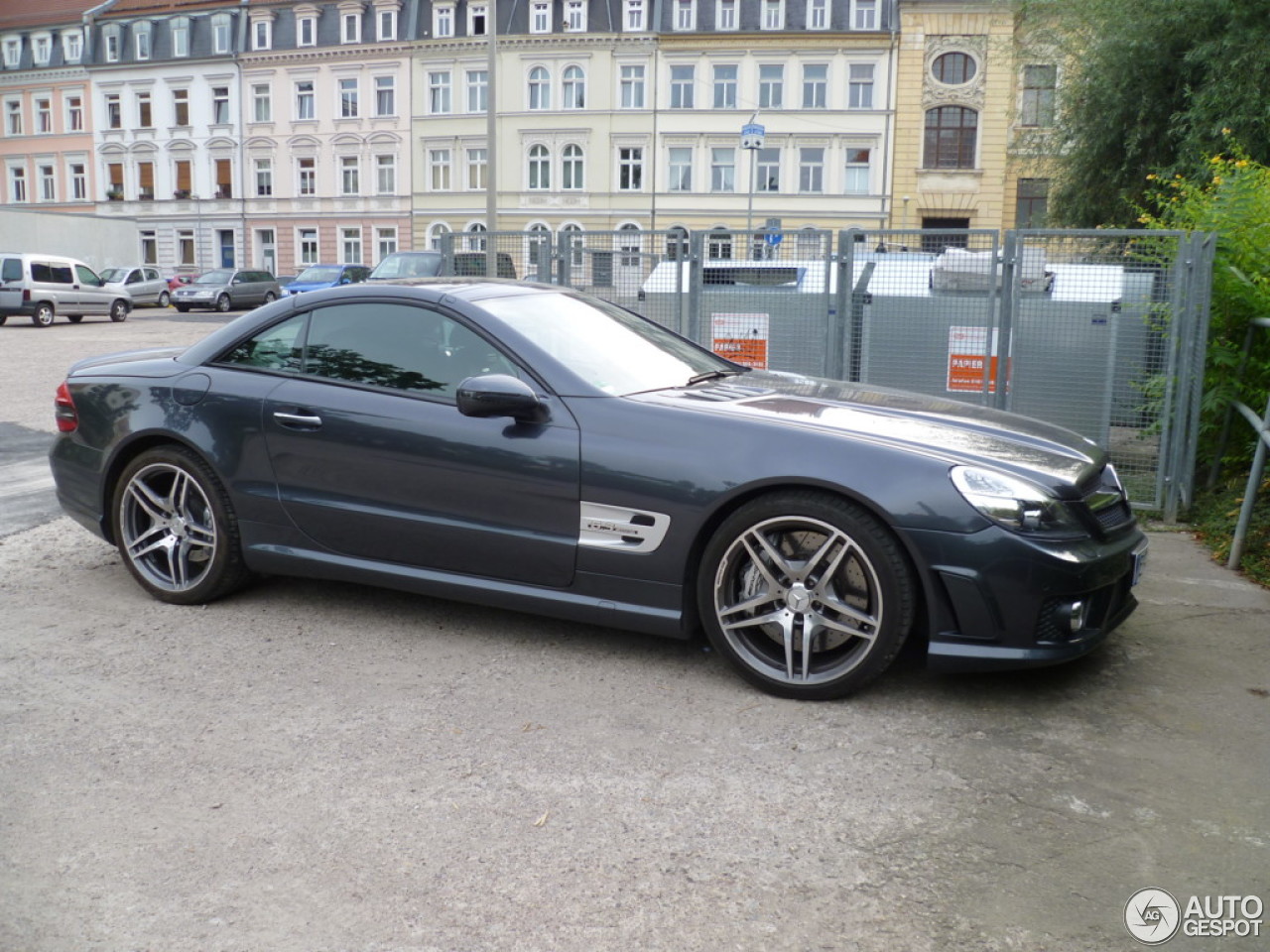 Mercedes-Benz SL 63 AMG