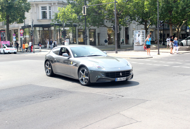 Ferrari FF