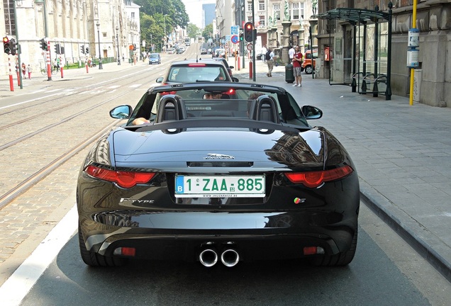 Jaguar F-TYPE S Convertible