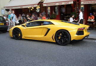 Lamborghini Aventador LP700-4