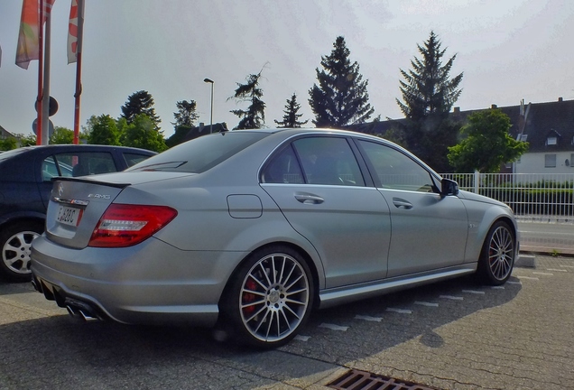 Mercedes-Benz C 63 AMG W204 2012