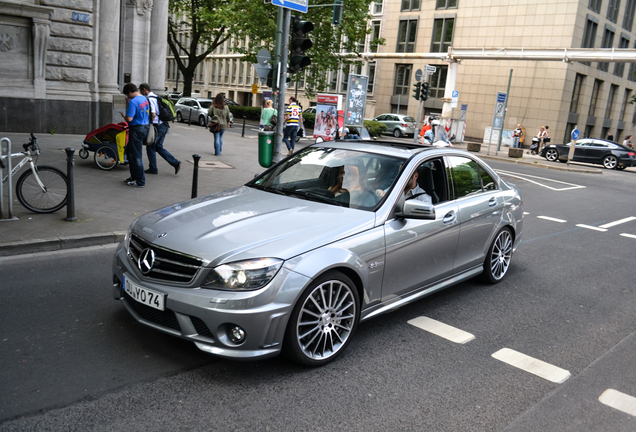 Mercedes-Benz C 63 AMG W204